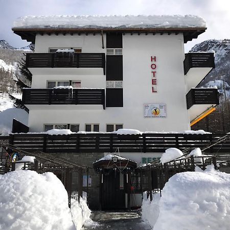 B&B Matterhorn Golf Ранда Экстерьер фото